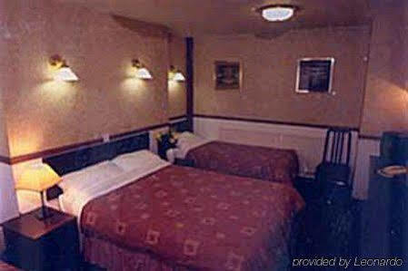 Four Stars Hotel Londra Dış mekan fotoğraf