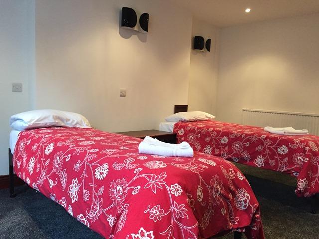 Four Stars Hotel Londra Dış mekan fotoğraf
